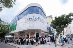 Cho thuê nhà 3 tầng hai mặt tiền triệu nữ vương