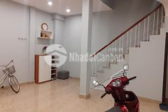 Nhà phân lô ngõ 61 lạc trung, 40m2 x 4 tầng, mặt tiền 5.8m, tặng nội thất, giá 7.9 tỷ