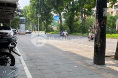 Mặt phố giảng võ, 190m, mặt tiền 6.8m, vị trí đắc địa, dòng tiền 2 tỷnăm. 0703451750