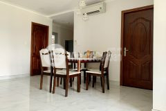 Scenic valley 1, phú mỹ hưng, q7 căn góc 2pn 77m2, có ô đậu xe riêng. 4.1 tỷ. lh0908058001.