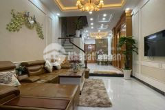 Bán nhà phạm văn bạch 64m2, 4 tầng giá chỉ 5,2 tỷ