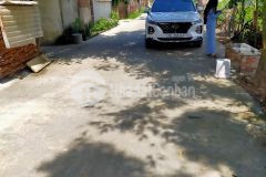 Một lô duy nhất.cần tiền gấp hạ giá bán lô phú nghĩa 100m2.mt 5,3m.đường rộng 7m.giá 1,15 tỷ.