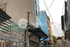 Đất trống tiện xây mới, sát mặt tiền, ngay trường lê văn thọ