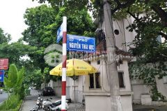 Bán gấp nhà riêng đường nguyễn thái học, q. ba đình, vị trí đẹp, 2.6 tỷ