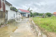 Bất động sản đông hà quảng trị. kiệt ql 1a cach tp đông hà chỉ 5p đi xe. liên hệ 0846661456