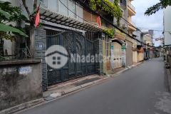 Ban đât ơ ngoc thuy, long biên 90m, măt tiên 5m