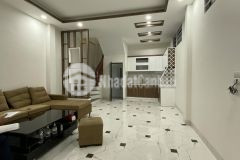 Cần tiền bán gấp nhà giáp bát 45m25t, mt 5m giá chỉ 4.5 tỷ.