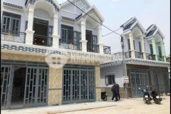 Bán nhà 28m 1t1l tại đức hoà long an, giấy tờ đầy đủ. chỉ 400tr lh0888511994