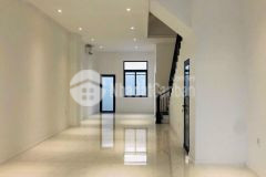 Nhà phố mt quôc lộ 50 100m2 giá rẽ 1,7 tỷ bao sang tên công chứng