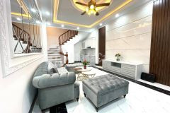 Bán nhà đẹp cầu giấy 40m2x5t, mt 4.2m, tặng full nội thất 5 sao, giá chỉ 4.7 tỷ