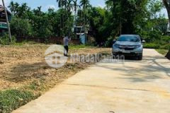 Điện tiến gần trục dt 605, sát đường chính khoảng 20m, sổ sẵn