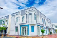 Biệt thự mini 1 triệt 1 lầu kdc hoàng quân