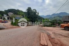 Mộc châu 2ha chỉ 100km2, giáp ủy ban, gần trường học, có ao cá, suối, thích hợp xây ngôi nhà thứ 2