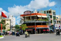 Bán nhà mặt tiền đường núi một, p. phước tiến tttp nha trang. giá 4,2 tỷ