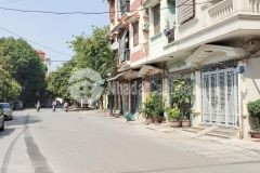 Siêu phẩm có 102 khu phân lô dân trí cao ô tô 7 chỗ đỗ cửa cách mặt phố 5m chỉ nhỉnh 5 tỷ