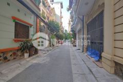 Bán nhà ngõ 61 lạc trung, hbt, ngõ vip, khu phân lô 86m2, gara, mt 5.5m