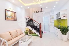 Bán nhà mới vào ở ngay hoàng sa, phường 11, quận 3, 30m2 3.3x9.1m, 3 tầng, 3.4 tỷ