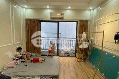 Bán nhà ngõ đội cấn,oto, 2 thoáng, dt 43m2x5t, mt4m, giá 5.9 tỷ.