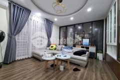 Nhỉnh 4 tỷ sở hữu nhà cầu giấy 60m, 4 tầng chắc chắn.