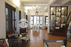 Gia đình tôi cần bán nhà bán nhà lê trọng tấn dt 72m25 tầng, giá 11 tỷ