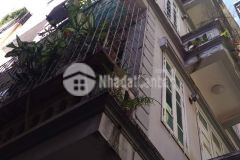 Bán nhà xuân thủy, 5 tầng, 2 thoáng, 3,3 tỷ