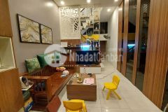 Phố trạm. hơn 2 tỷ có nhà 36m x 5 tầng. thoáng trước sau