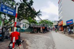 Bán nhà mặt phố mỹ đình,vỉa hè ô tô đua,kinh doanh sầm uất,lô góc,52m,4 tầng,12.5 tỷ.0978996965