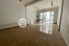 Nhà cũ mặt tiền, sát chợ bà chiểu, nguyễn thái học, bình thạnh