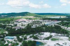 Bán 181m2 thổ cư 2 mặt tiền đường cách biển 50m. lh tôi có zalo 0919 626 750