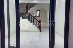 Bán nhà gấp lê trọng tấn 40m 5 tầng chỉ 3,7 tỷ. kinh doanh đỉnh