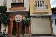 Tôi cần bán căn nhà số 82 phố an xá, 41m, 3 tầng, kinh doanh tốt