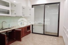 Bán nhà mặt ngõ diện tích 44m 5 tầng phố võ chí công giá 6.2 tỷ