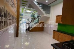 Bán nhà hxt nguyễn xuân khoát tân phú 61m2, 3 tầng kinh doanh sầm uất chỉ 8.2 tỷ lh0896721788