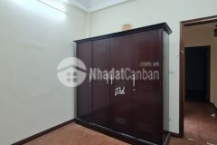 Bán nhà gia thượng long biên ở ngay ngõ thông 50m ô tô 35m2 chỉ 2.7 tỷ.