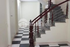 Bán nhà cực đẹp, cực mới, trung kính 40m2 x 5t, ngõ nông, khu vực hiếm nhà bán, giá 4.5 tỷ.