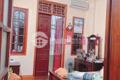 Hiếm, nhà mặt ngõ tân ấp, ba đình lô góc ô tô 35m2 x 5t, sđcc 2.8 tỷ