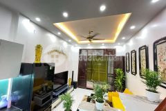 Bán nhà ngõ 105 bạch mai, dt40m2 5 tầng giá 3 tỷ tám