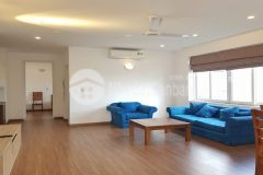 Cho thuê căn hộ dịch vụ tại quảng khánh, tây hồ, 120m2, 3pn, sáng thoáng, đầy đủ nội thất, ban công