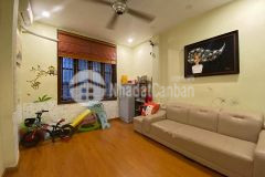 Bán nhà yên lãng, đống đa, 5 tầng, mt 3.5, 3 ngủ, 10m ô tô đỗ, ở luôn. hơn 2 tỷ.