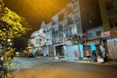 5mx16m 4 tầng kinh doanh đường huỳnh văn nghệ gv 7,9 tỷ.