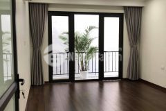 Ngõ thông ôtô đỗ cổng giá cực tốt 102m 4t 2xtỷ đàm quang trung long biên