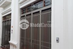 Bán nhà cạnh chợ bông đỏ hà đông, cách ô tô tránh 10m, 4t 30m2 3pn giá chỉ 2,79 tỷ