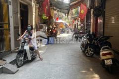 Bán nhà trường chinh ôtô, kinh doanh sầm uất, 2 thoáng, 40m2, 5 tầng, mt 5m, 6.3 tỷ 0975642942