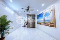 Bán nhà phạm thế hiển p5 q8, thuê 25trtháng, chỉ 4.9 tỷ,0932501298