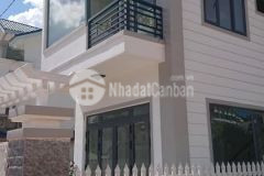 Nd976 bán nhà mới xây đường ô tô nam hồ phường 11 tp đà lạt