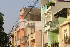 Nhà chính chủ, cần tiền về quê 6 tầng lầu 24m2, 3x8..6.4 tỷtặng lại toàn bộ nội thất