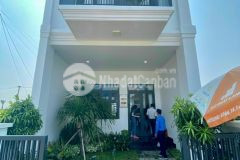 Bán nhà mặt tiền đường an phú tây hưng long