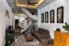 Bán nhà mặt ngõ cầu giấy 38m 5t ngõ oto đỗ tận nhà ngõ thông tứ tung lô góc trước nhà sân rộn