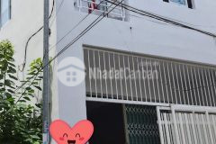 Bán nhà hai mặt tiền xây theo kiểu phòng trọ gần siêu thị coop mart