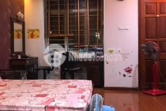 Bán nhà lĩnh nam ô tô đỗ cửa, vào nhà thoải mái sổ nở hậu.